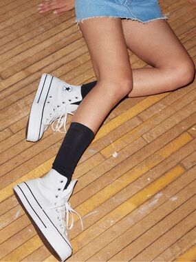 Converse Women’s Chuck Taylor All Star Canvas Platform